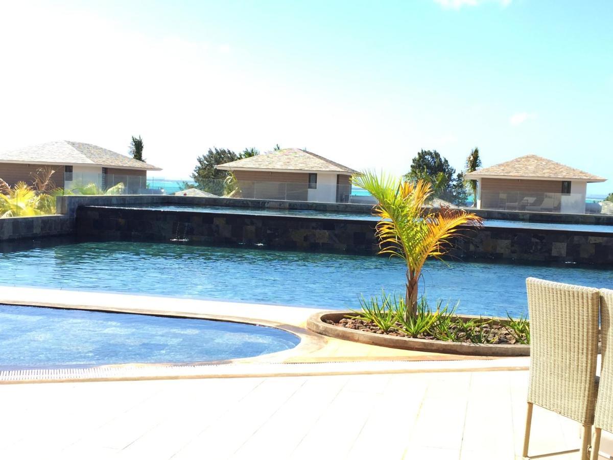 Apartment With 3 Bedrooms In Roches Noires, With Wonderful Sea View, Shared Pool, Terrace Rivière du Rempart Kültér fotó